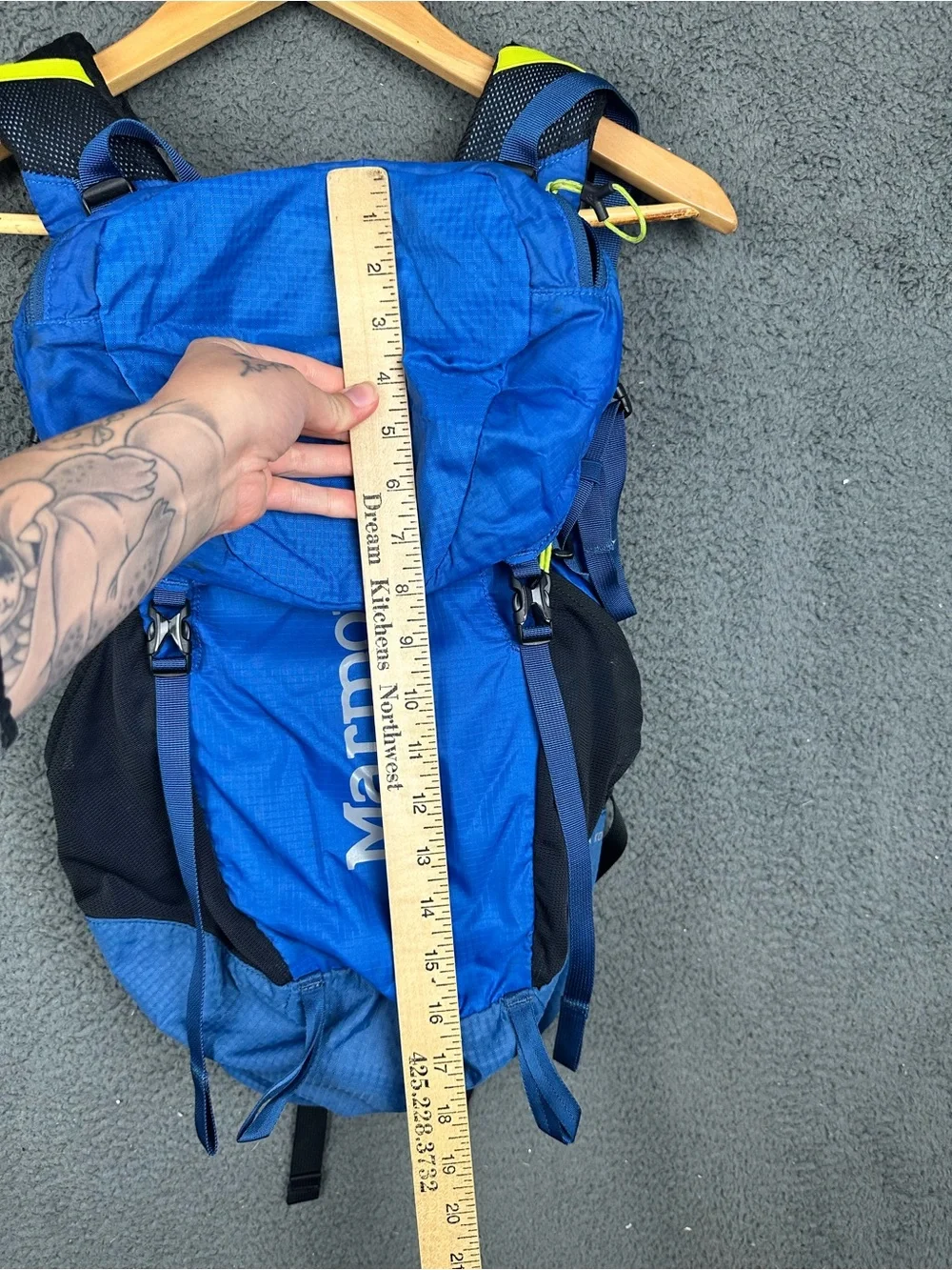 Marmot Ultra Kompressor Blue Black Ripstop Hiking Daypack Backpack 24960 - Picture 2 of 7